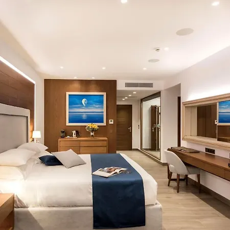 Nana Princess & Resort