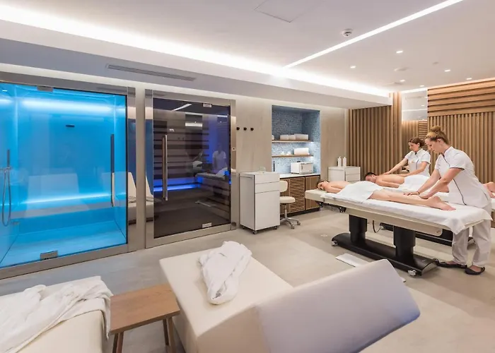 Nana Princess & Rezort 5*