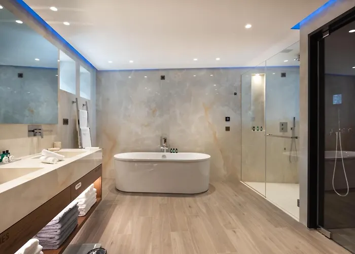 Nana Princess & Resort 5*